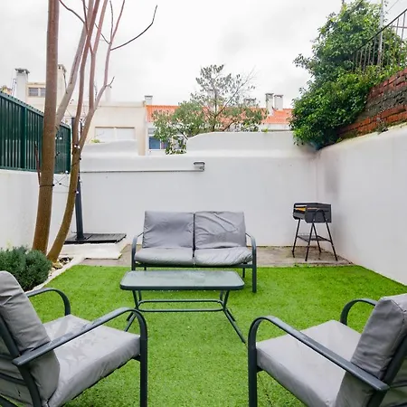 Lovely & Bright Family Flat W/ Patio Lisbon Exterior photo