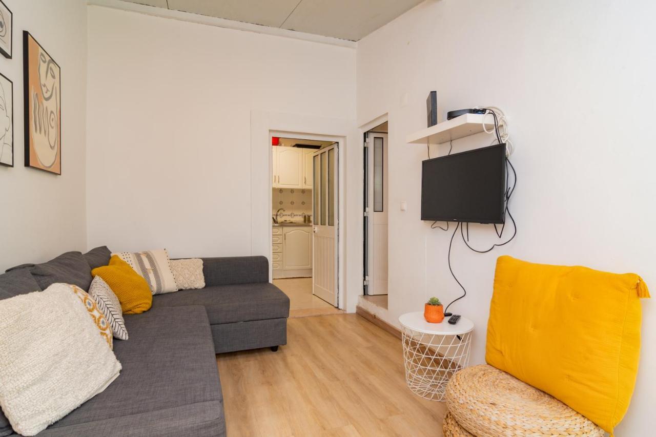 Apartamento Lovely & Bright Family Flat W/ Patio