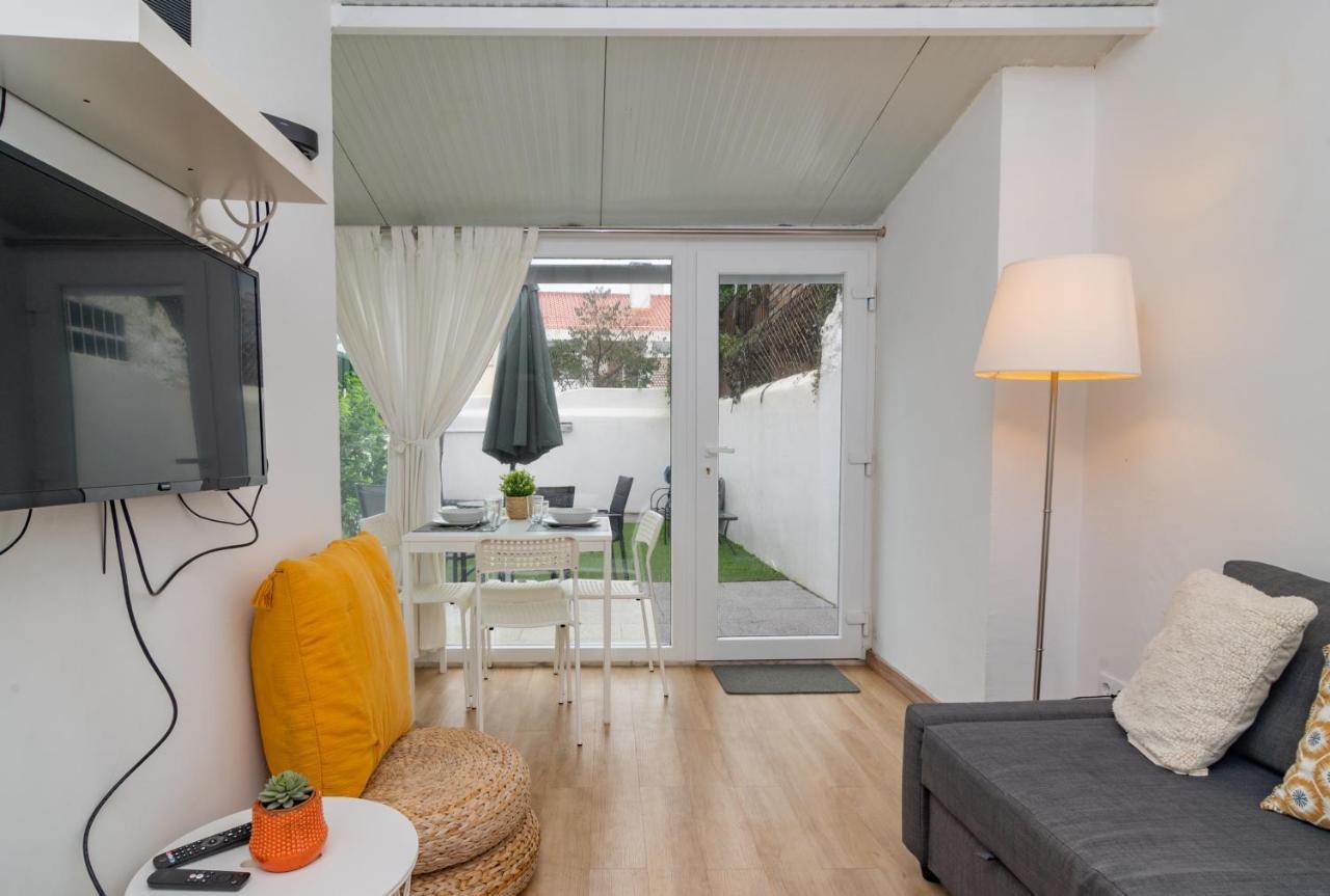 Lovely & Bright Family Flat W/ Patio Apartment