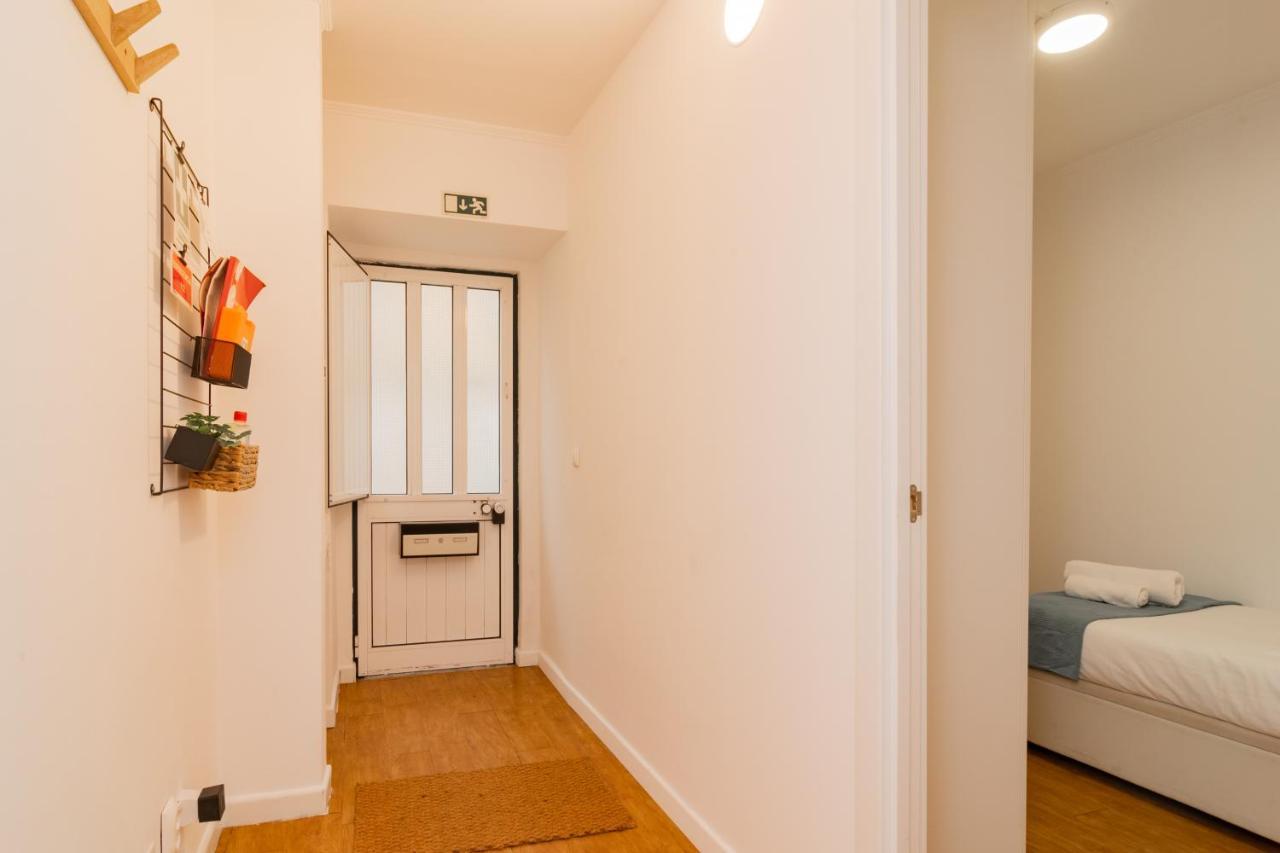 Lovely & Bright Family Flat W/ Patio Apartment *